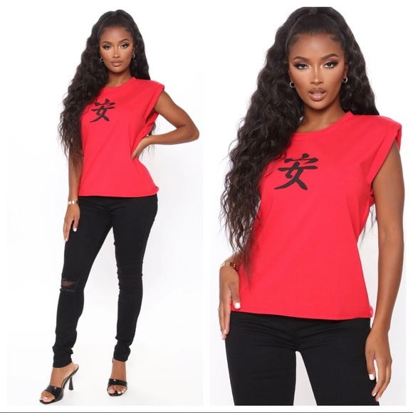 NWT FASHION NOVA Tranquility Padded Shoulder Crop Top in Red/Black - Picture 1 of 5